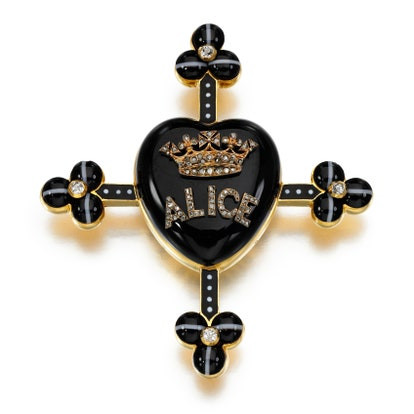 A hardstone, enamel and diamond memorial pendant that once belonged to Queen Victoria, Lady Patricia’s great-great-grandmother. Made by Robert Phillips, circa 1878 (est. £2,000-3,000).